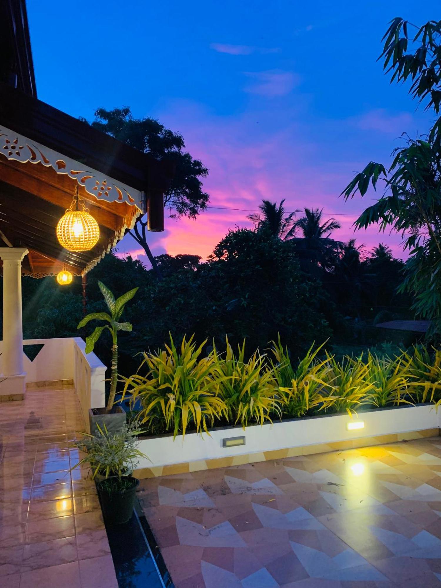 Breeze Bay Villa Dikwella Sur Exterior foto